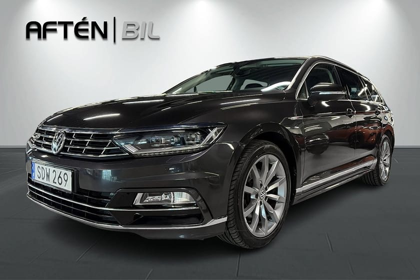 Bild 1 av Volkswagen Passat Sportscombi 2.0 TDI 4Motion R-Line 190hk - Värmare, Drag, Carplay