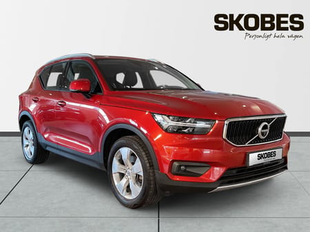 Volvo XC40 D4 AWD Momentum Intro Edition