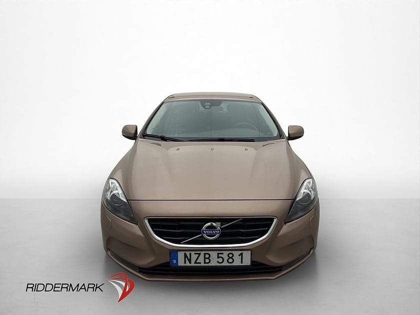 Bild 2 av Volvo V40 D2 Värmare P-sensorer Nybytt Kamrem 115hk