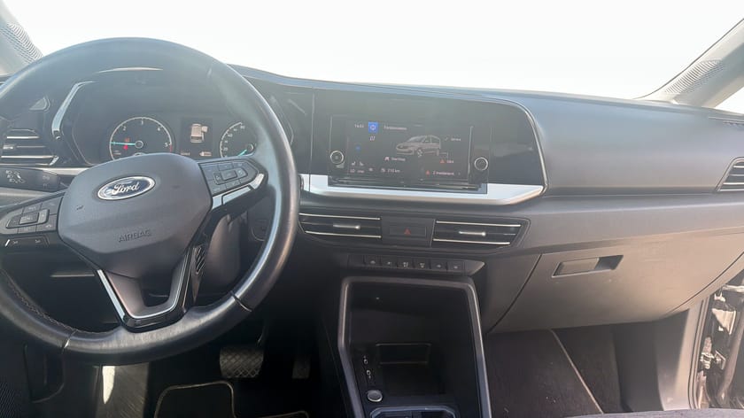 Bild 4 av Ford Grand Tourneo Connect 7-sits 2,0L 122Hk / Värmare / Carplay