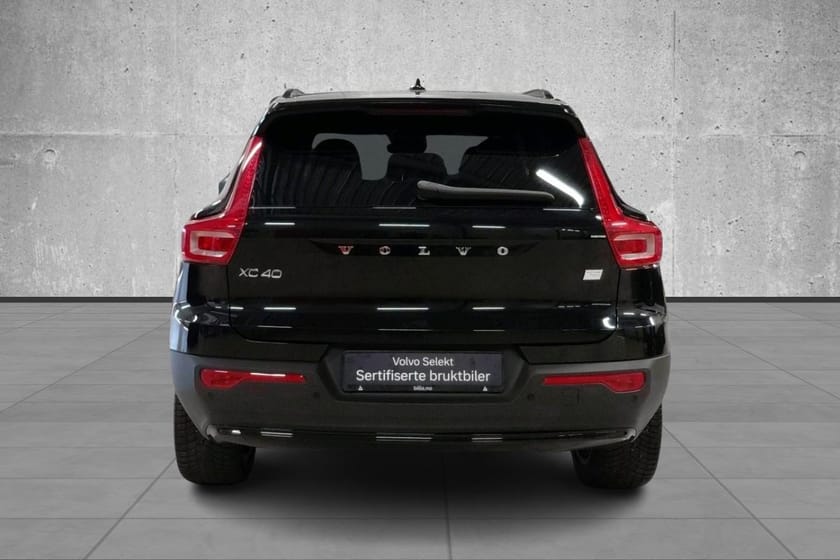 Bilde 3 av Volvo XC40 Recharge Twin 4x4 Plus, Semielektrisk henger feste ++