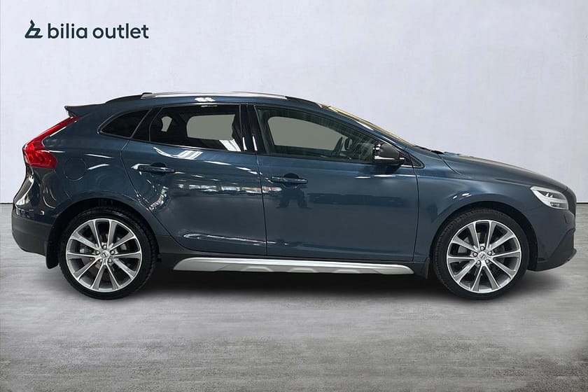 Bild 5 av Volvo V40 Cross Country T4 aut Pro 190hk Panorama Navi BLIS H/K Drag Backkamera
