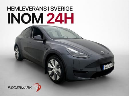 Tesla Model Y Standard Range RWD Svensksåld Panorama Drag