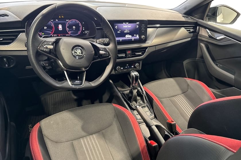 Bild 5 av Škoda Kamiq MONTE CARLO 1,0TSI AUT DRAGPAKET/VHJUL