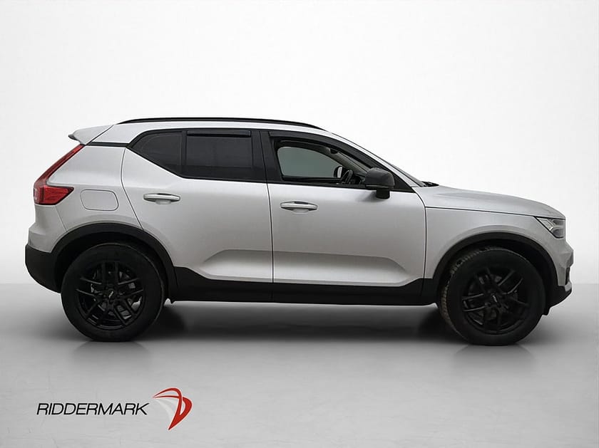 Bild 4 av Volvo XC40 T5 AWD Intro Edition Pano B-Kamera Skinn Navi