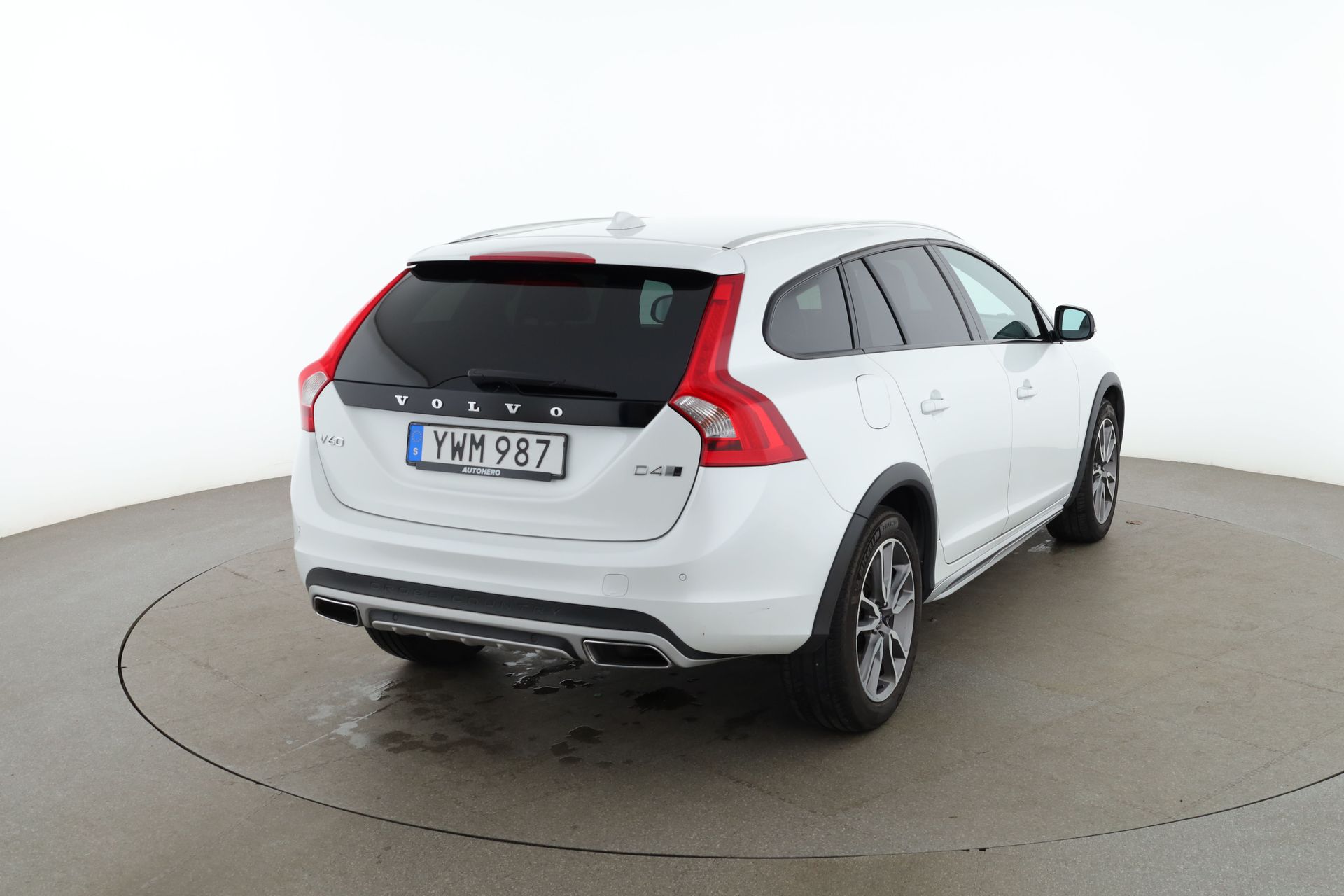 Volvo V60 Cross Country 2018, bild 6/10