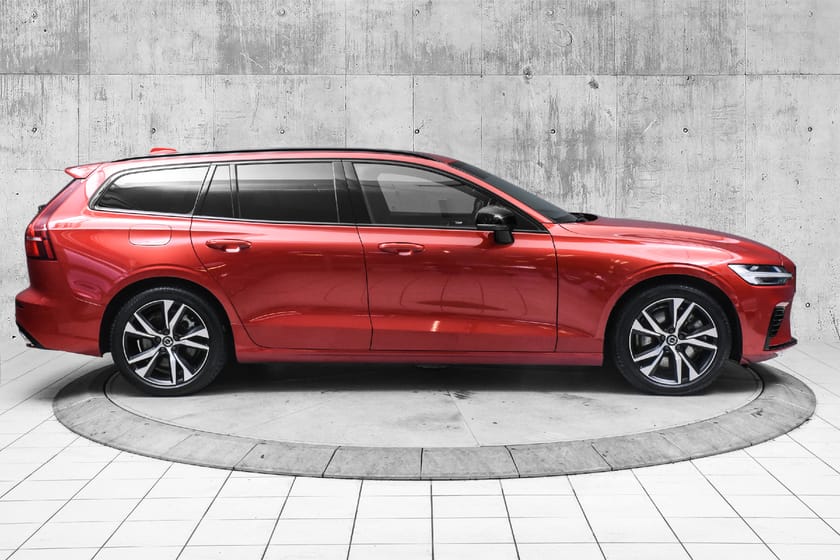 Bilde 2 av Volvo V60 Recharge T6 R-Design KROK|PANO|VOC|NAV|H&K|7år*