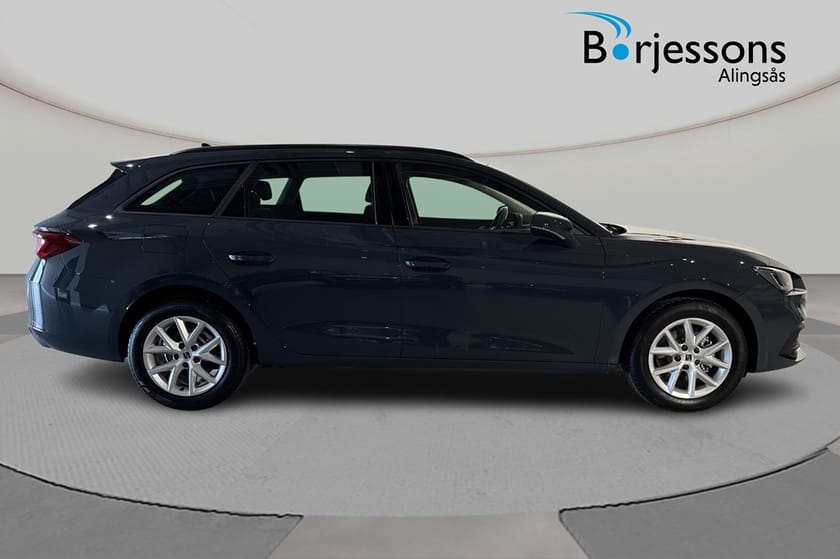 Bild 2 av SEAT Leon Sportstourer eTSI 115 hk DSG Style