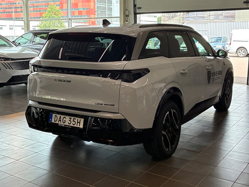 Bild 5 av Peugeot E-5008 Long Range GT 97kWh Drag/Kamera/Värmare DEMOBIL