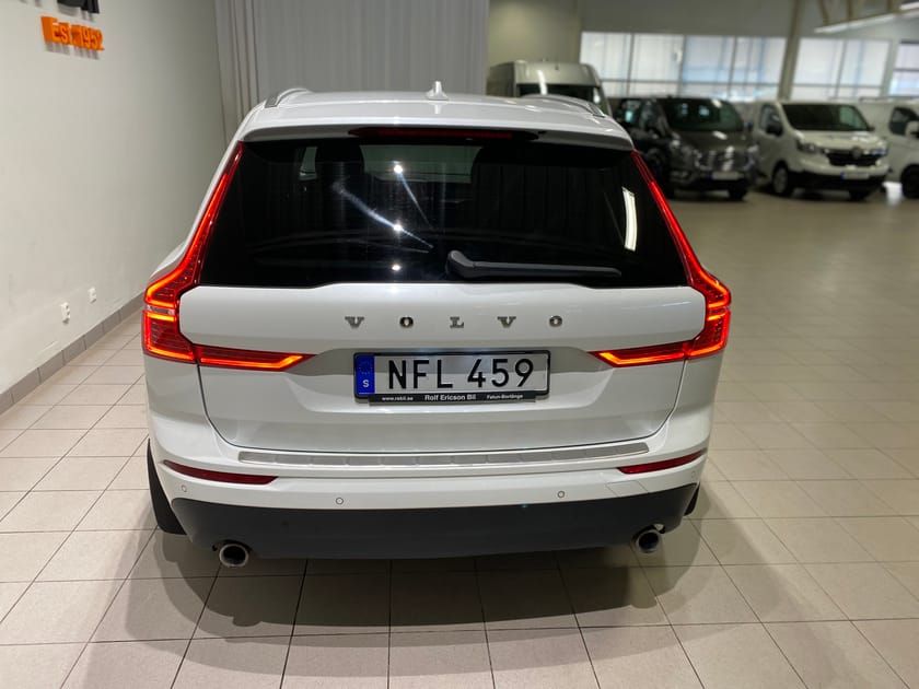 Bild 4 av Volvo XC60 D4 AWD Momentum Advanced Edition
