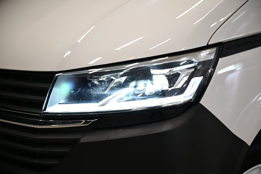 Bild 3 av Volkswagen Transporter TDI DSG 150HK V-Inredd|Värmare|LED|3-Sits|Leasbar