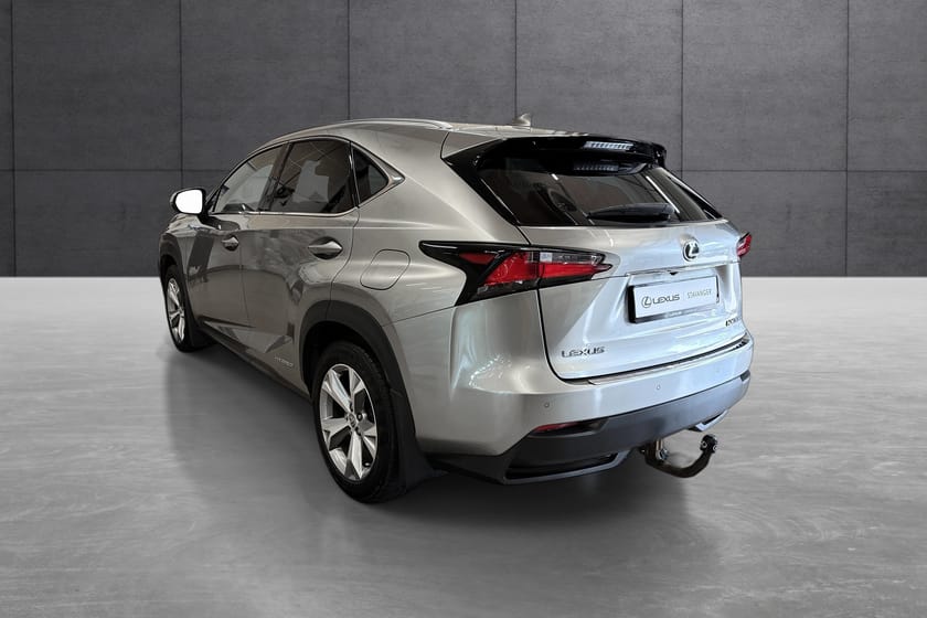Bilde 3 av Lexus NX 300h AWD 2.5 H Automat (E-CVT) 4WD Luxury