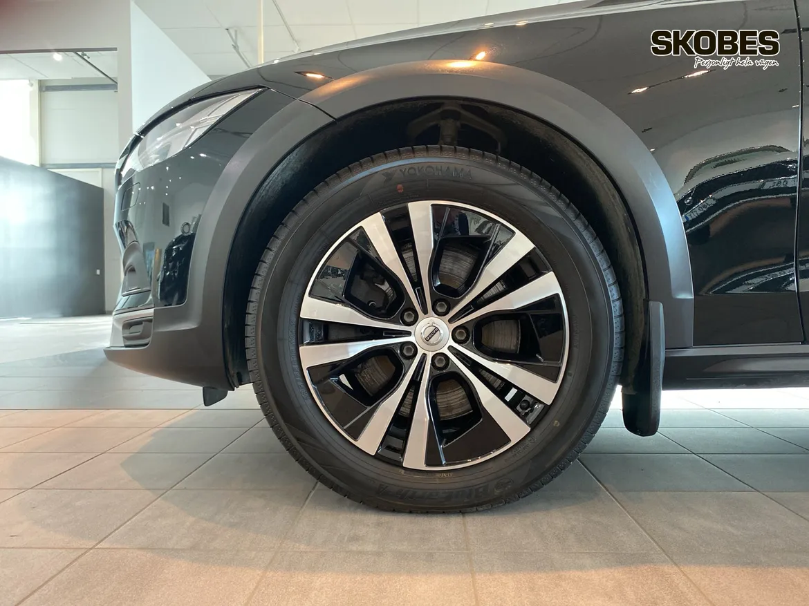 Volvo V90 Cross Country