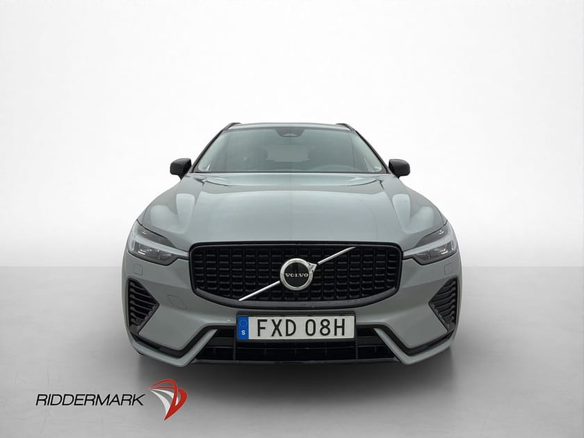 Bild 1 av Volvo XC60 Recharge T6 AWD Plus Dark Pano Värmare Drag MOMS