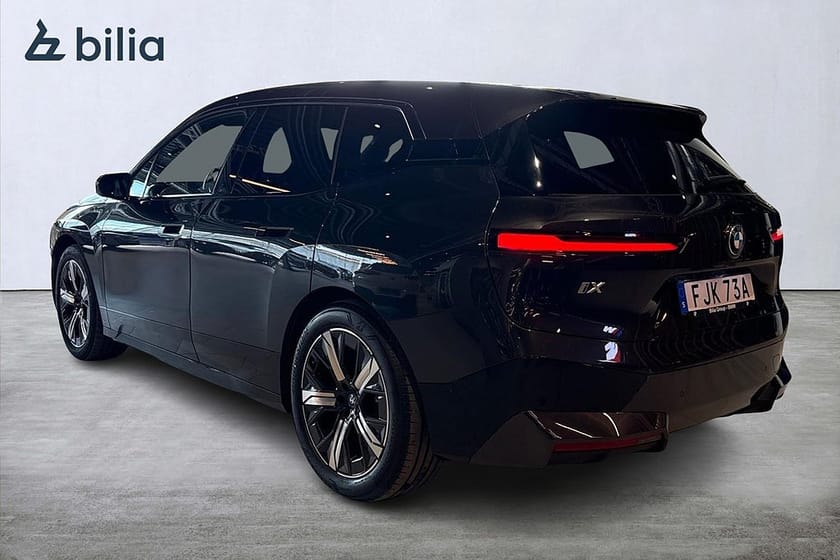 Bild 2 av BMW iX xDrive50 Sport / Panorama H/K