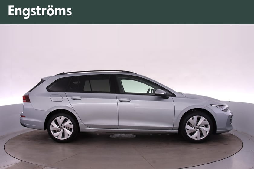 Bild 2 av Volkswagen Golf Sportscombi Life eTSI150 DSG, Dragkrok