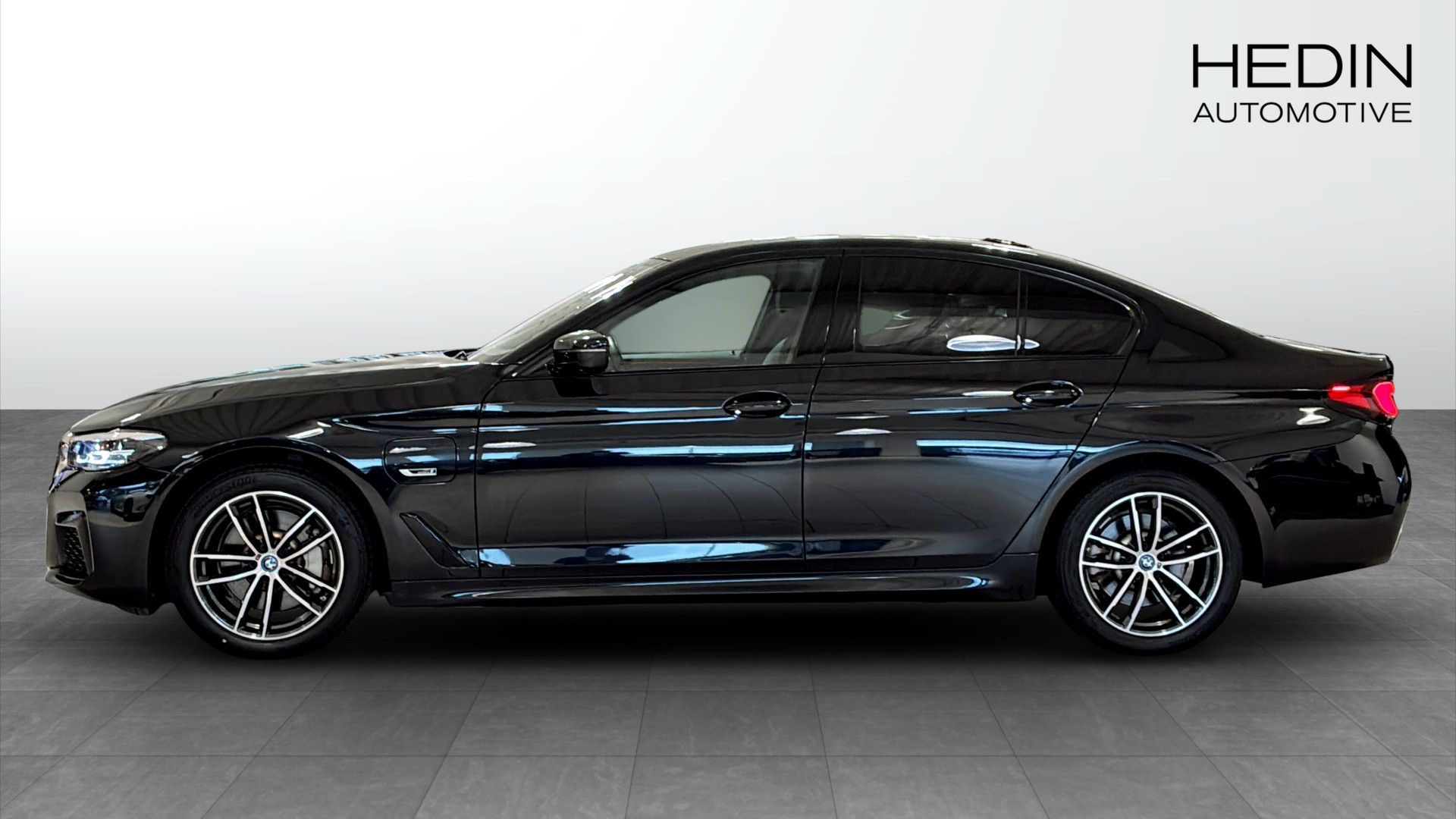 BMW 530 e XDRIVE, Steptronic, 292hk 2023, kuva 6/10