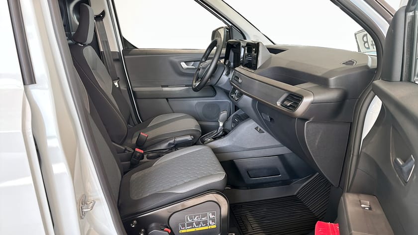 Bild 3 av Ford Transit Courier LIMITED SKÅP 1.0 125hk Aut FWD Demo