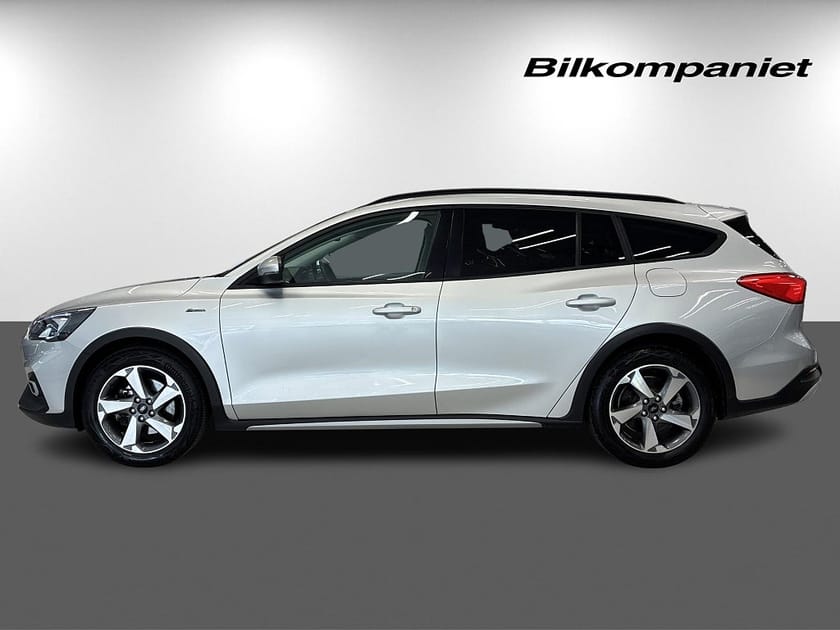 Bild 4 av Ford Focus Active Kombi 1.0T EcoBoost Drag Vinterhjul