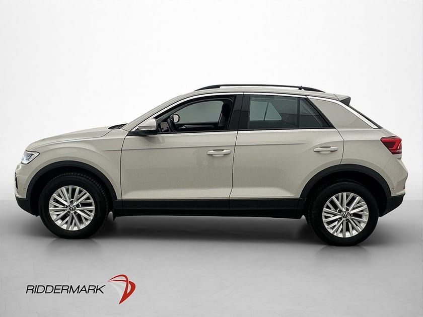 Bild 4 av Volkswagen T-Roc 1.5 TSI 150hk Cockpit Carplay Moms