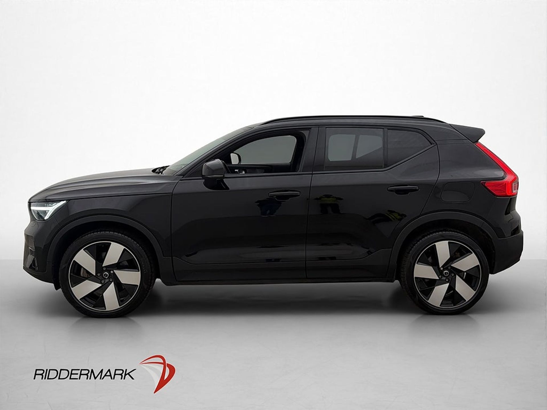 Volvo XC40 2023, kuva 5/10