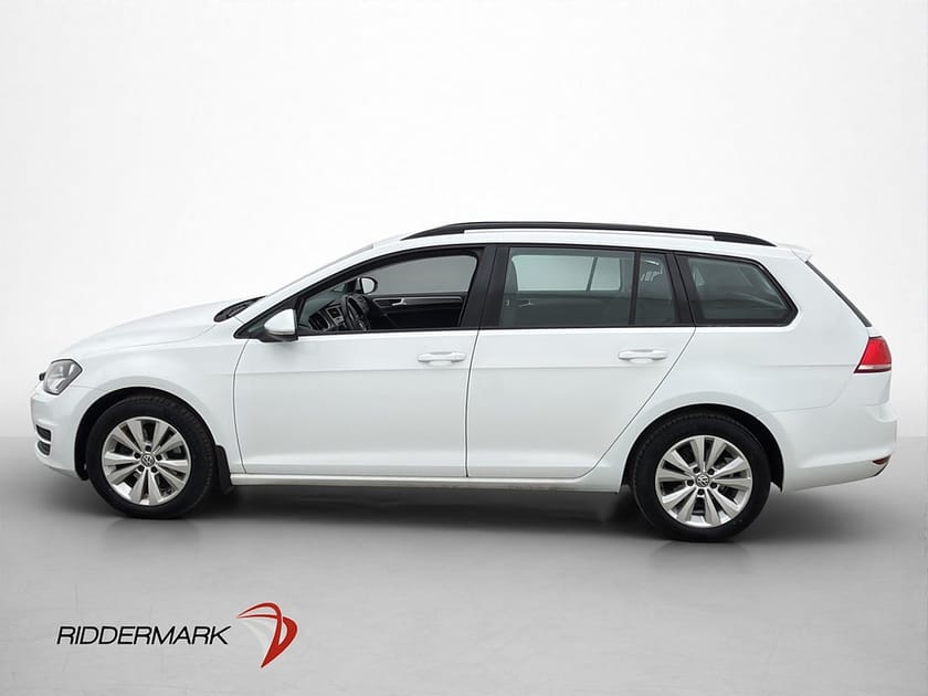 Bild 4 av Volkswagen Golf Sportscombi SC 1.2 TSI 105hk Drag Kamera  M/K-värmare