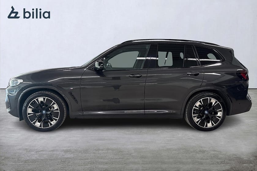 Bild 3 av BMW iX3 M-Sport Charged Plus | Drag | H&K | Aktiv farth | Panor