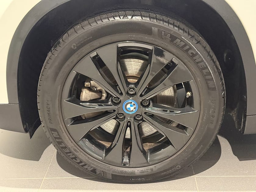 Bild 5 av BMW X1 xDrive25e SportLine Head-Up LM Sportstolar