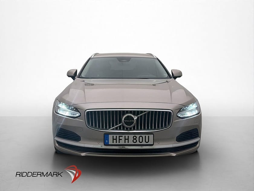 Bild 2 av Volvo V90 Recharge T6 AWD Core Bright 360° CarPlay Värm Drag