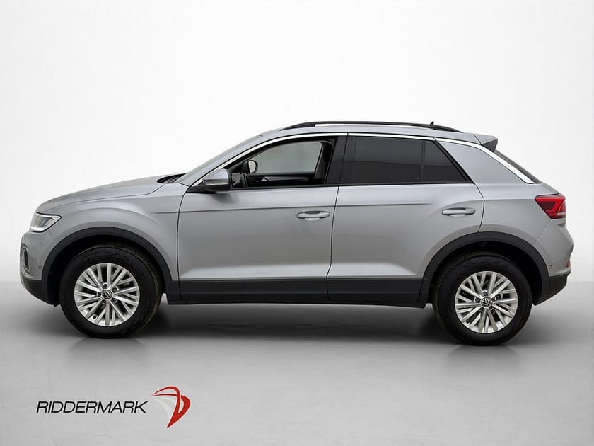 Bild 2 av Volkswagen T-Roc 1.5 TSI 150hk Cockpit CarPlay Adaptiv