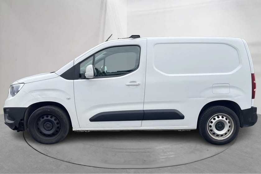 Bild 2 av Opel Combo Cargo IP 1.5 CDTI Skåp (130hk)