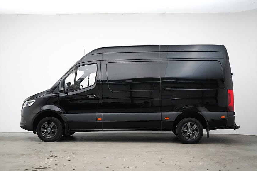 Bild 3 av Mercedes-Benz Sprinter 317 CDI RWD Panel Van / 170hk / Moms / LED / Drag
