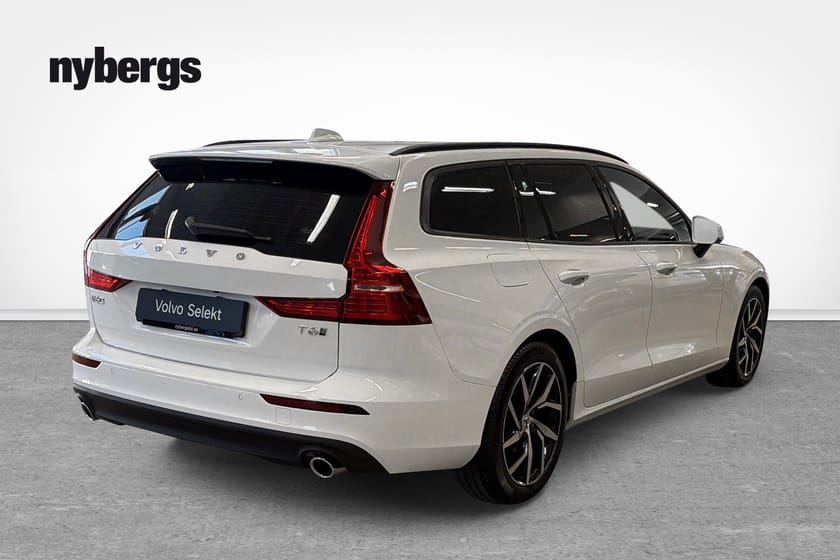 Bild 4 av Volvo V60 T6 TE Momentum Edition