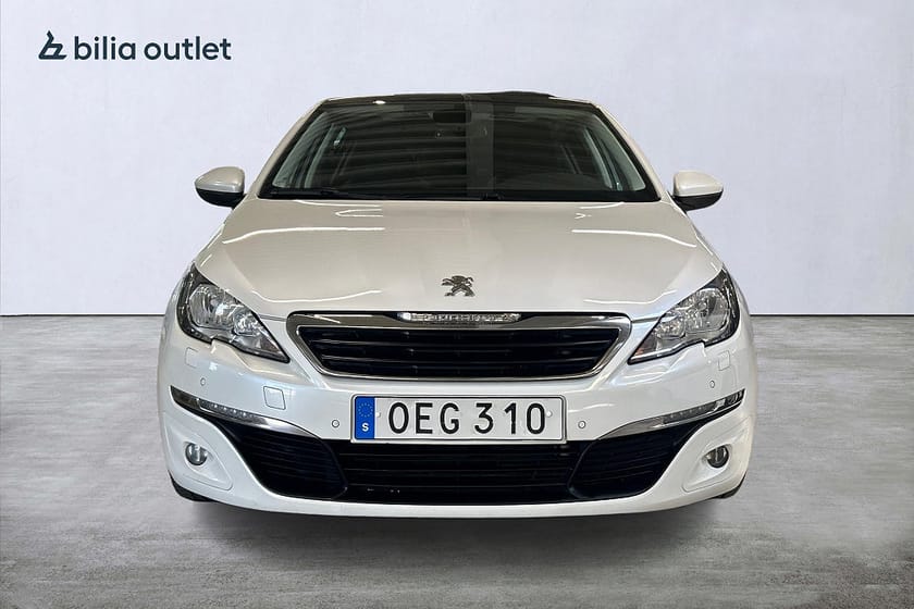 Bild 3 av Peugeot 308 1.2 PureTech Active 130hk Panorama Navi Backkamera