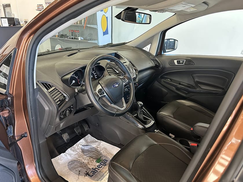 Bild 5 av Ford EcoSport 1.0 EcoBoost Titanium Plus Euro 6 / Kamrem bytt