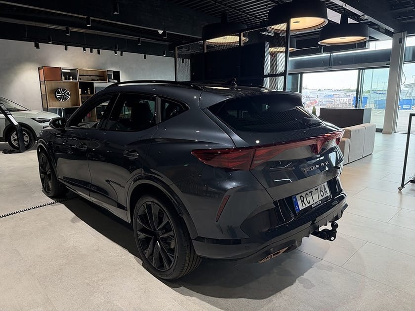 Bild 3 av CUPRA Formentor e-Hybrid CUPRA 1.5 204 DSG (PLUG-IN-HYBR