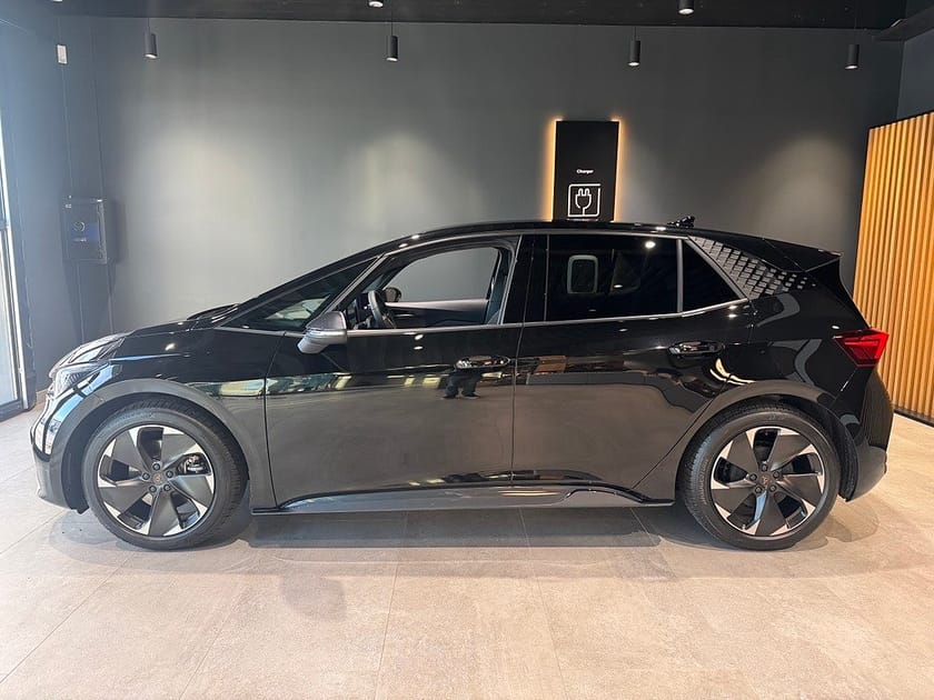 Bild 3 av CUPRA Born 59 59kWh 204hk Edition - Farthållare, Backkamera Demo