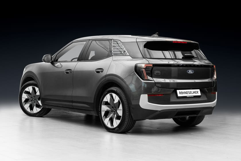 Bilde 2 av Ford Explorer EV Extended Range AWD AGR//Pano//Hengerfeste//varmepumpa// service avtale