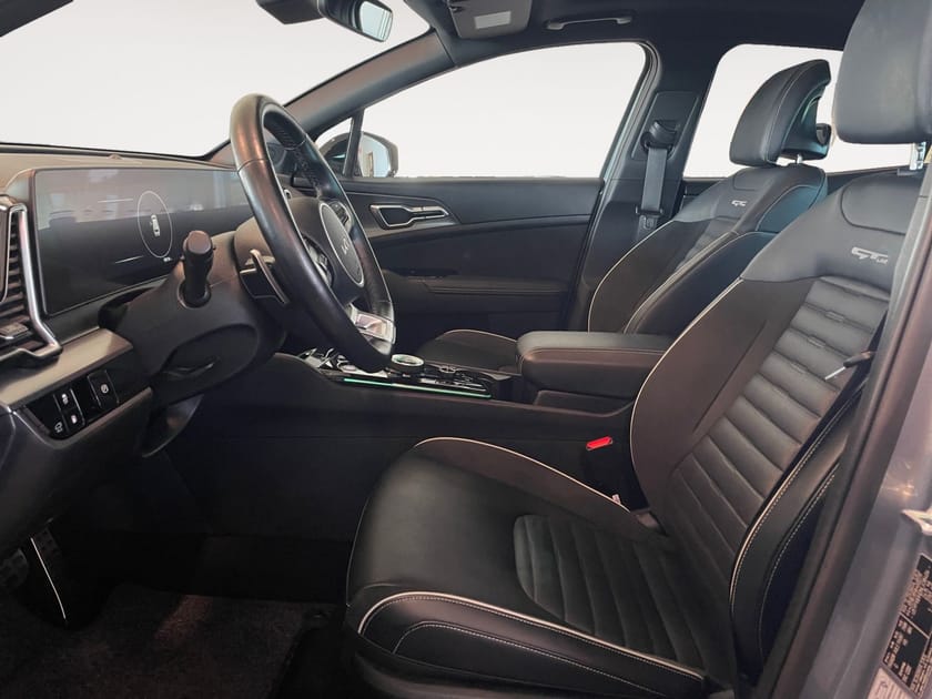 Bild 5 av Kia Sportage PHEV AWD GT- Line    Pano H/K 360 Navi 265hk