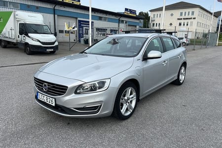 Volvo V60 D5 Plug-in Hybrid AWD Summum Aut