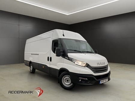 Iveco Daily 35-140 Van L4H2 2.3 Värm Bluetooth 3-Sits Farthållare Moms