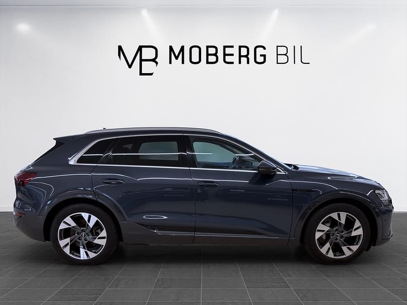 Bild 4 av Audi Q8 50 e-tron quattro 340hk Helg på Moberg! B&O B-Kamera Luftfjädring