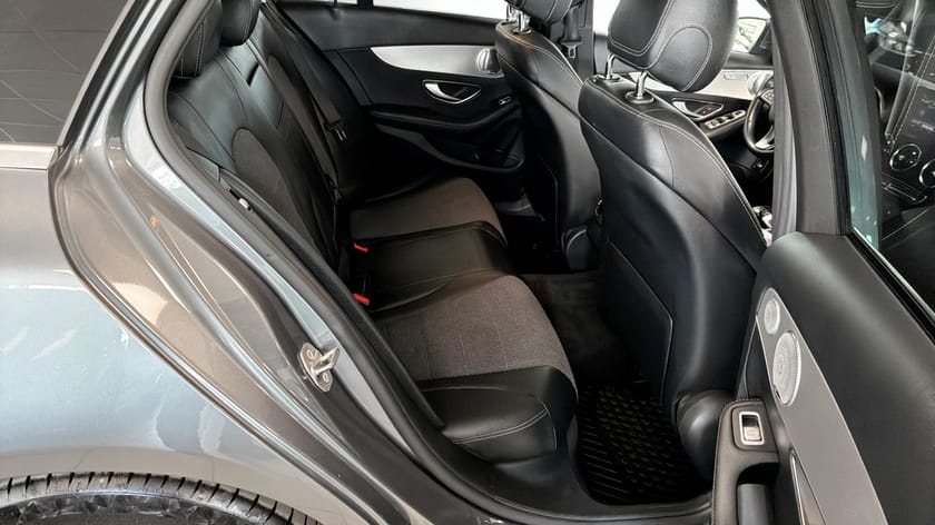 Bild 5 av Mercedes-Benz C 300 T 245HK SE EDITION VÄRMARE DRAG KAMERA BURMESTER