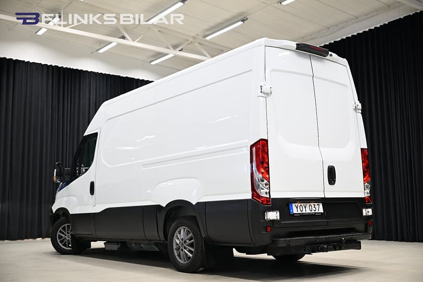 Bild 5 av Iveco Daily 35-NP Van 3.0 JTD 136HK Automat|Kylbil|Lågmil|Nattkyla|Kamkedja