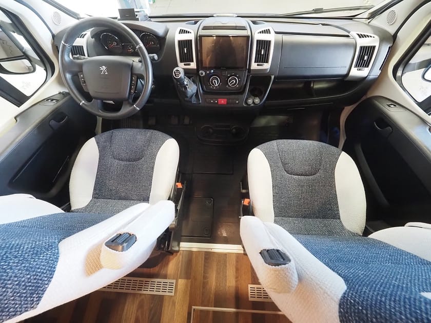 Bild 5 av Weinsberg Campervan Peugeot Carasuite 650 MF ALDE Markis Taksäng Cykelställ Kamera Fransk bä