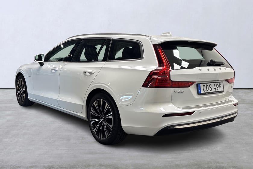 Bild 3 av Volvo V60 Recharge T6 II Core Bright