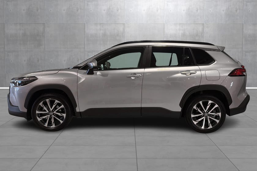 Bilde 2 av Toyota Corolla Cross Hybrid AWD-i Executive AWD