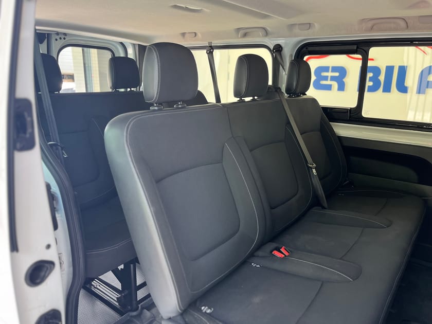 Bild 5 av Renault Trafic Grand Kombi 9-sits, bra skick
