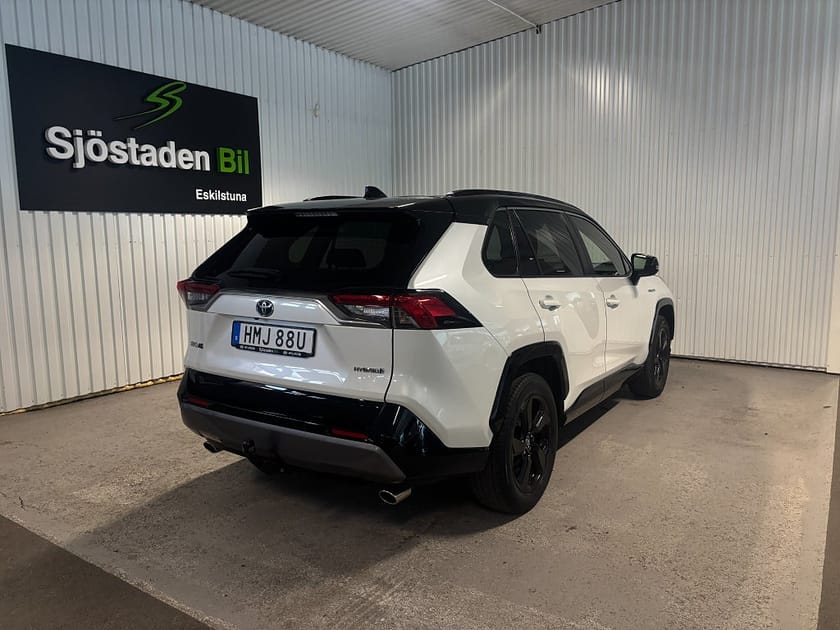 Bild 4 av Toyota RAV4 Hybrid E-CVT Style Navi/Kamera/Bluetooth/Drag