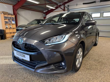 Toyota Yaris Hybrid 115
